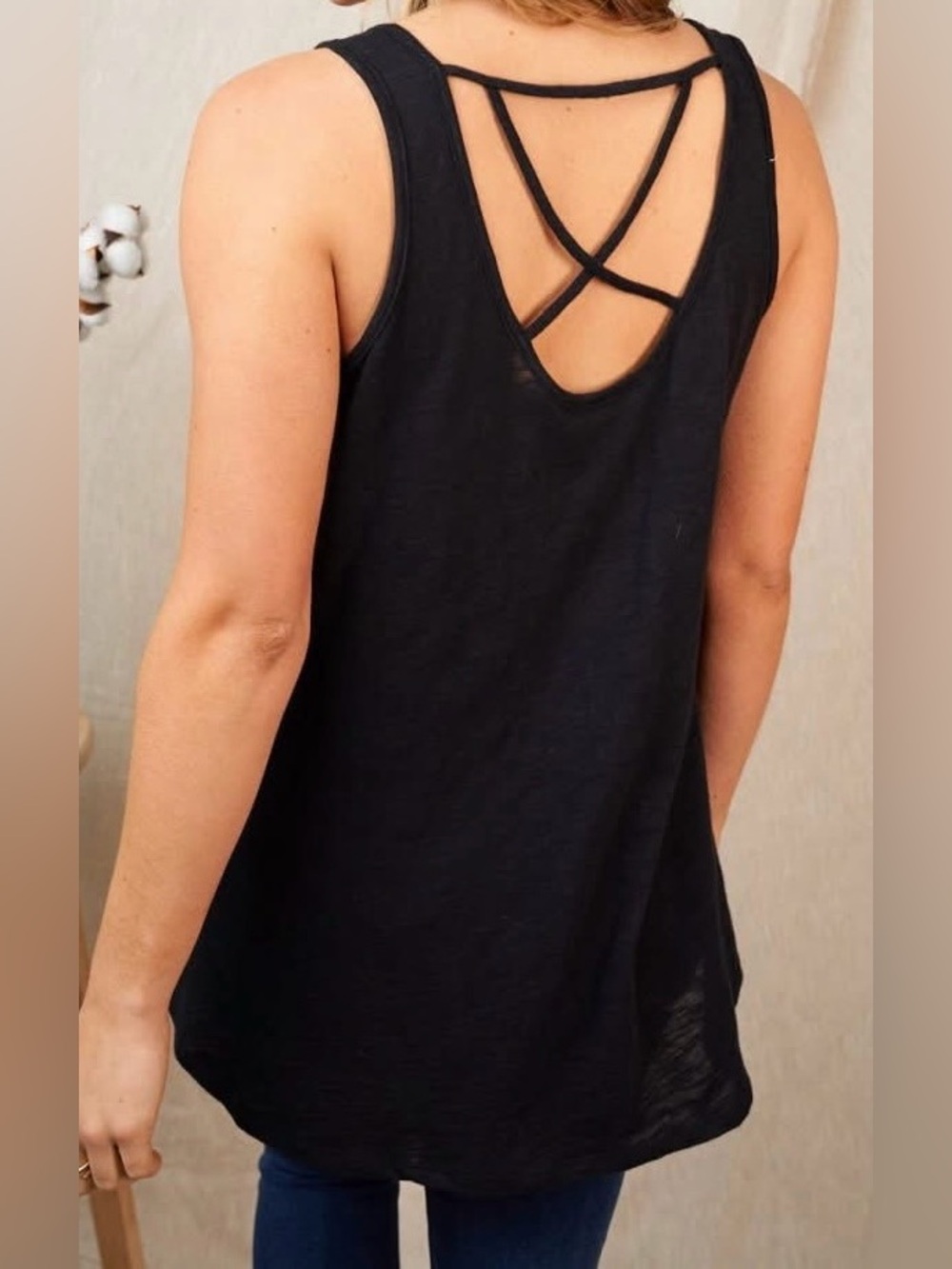 Women's Black Crisscross Back Tank Top